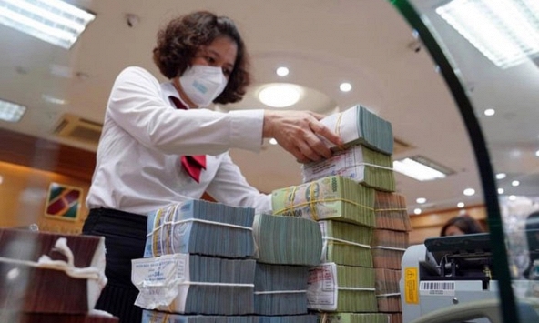 Tín dụng có dấu hiệu khởi sắc dù lãi suất cho vay giảm chậm