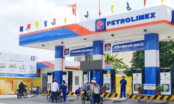 Đề xuất tiếp tục giảm 50% thuế bảo vệ môi trường với xăng hết năm 2024