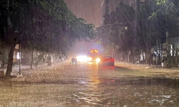 Mưa lớn tại Bắc Bộ và Bắc Trung Bộ kéo dài đến 20 và 21/10