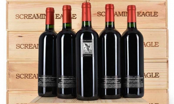 Cuộc đấu giá rượu vang ở Singapore không tạo được 'tiếng vang'