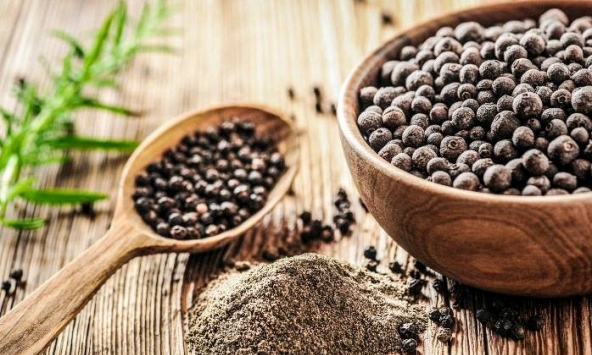 Giá tiêu hôm nay 21/10: Duy trì mức ổn định