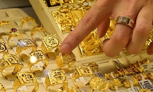 Giá vàng hôm nay 21/10: Tiếp đà tăng mạnh