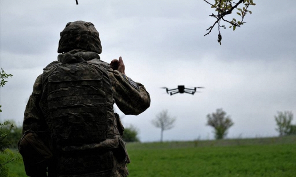 'Bàn tay' Trung Quốc trong cuộc chiến 'drone' Nga - Ukraina