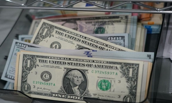 Giá USD hôm nay 23/10: Giảm sau bình luận của Chủ tịch FED