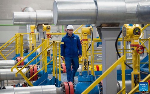 Giá xăng dầu hôm nay 27/10: Giảm do nhu cầu yếu