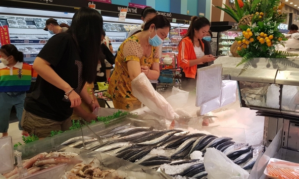 Thực phẩm hôm nay 31/10: Cá đồng tăng giá