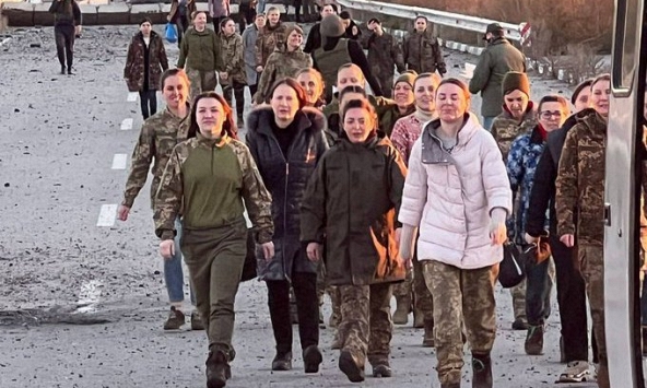 Nga trao đổi với Ukraina 96 nữ quân nhân