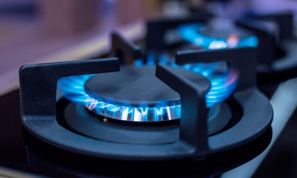 Giá gas hôm nay 16/8: Trượt giá, lo ngại nguồn cung