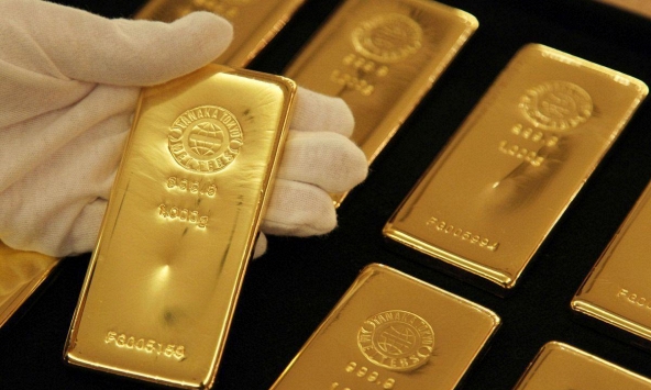 Giá vàng châu Á chạm mức thấp nhất từ giữa tháng 2 trong phiên 3/5