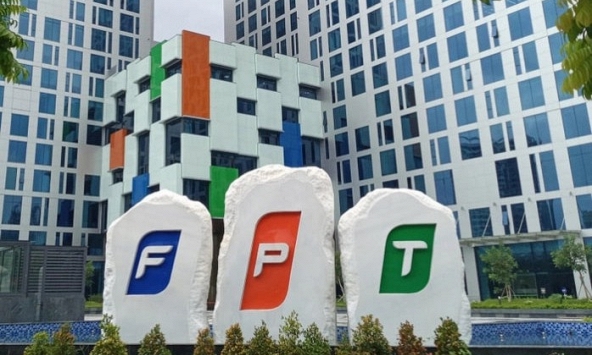 FPT lãi ròng gần 5.000 tỷ đồng sau 9 tháng