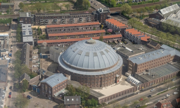 Amazon đặt văn phòng tại một nhà tù ở Hà Lan