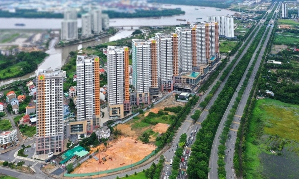 Tín dụng đổ vào bất động sản tăng mạnh