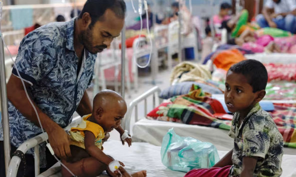 Sốt xuất huyết càn quét châu Á do thời tiết nóng hơn và ẩm ướt hơn