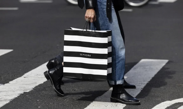 Sephora có nguy cơ mất khách hàng khi tìm cách chống trộm