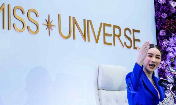 Việc chủ sở hữu Hoa hậu Hoàn vũ JKN phá sản làm lu mờ khoảnh khắc đăng quang