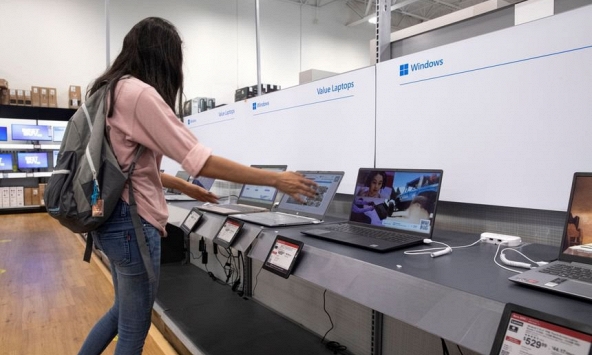 Nhu cầu về máy tính cá nhân của thế giới giảm gần 20%