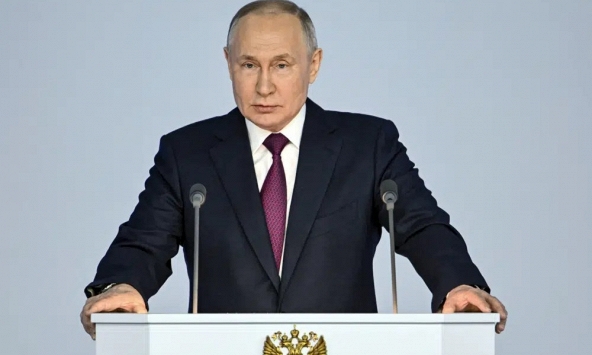 Tổng thống Putin tuyên bố đình chỉ hiệp ước hạt nhân START, không thay đổi chiến lược ở Ukraina