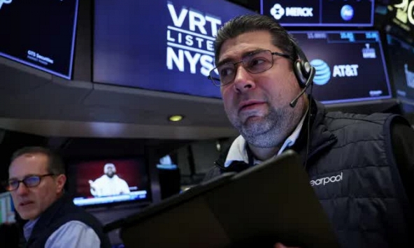 Phố Wall 'bốc hơi' sau chuỗi 4 tuần xanh