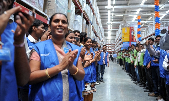 Walmart chuyển sang Ấn Độ, cắt giảm nhập khẩu từ Trung Quốc