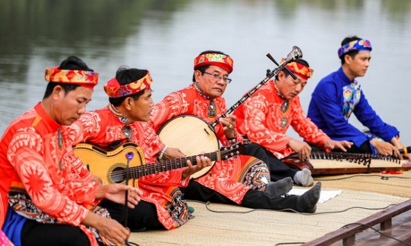 Google Doodle tôn vinh nghệ thuật đờn ca tài tử