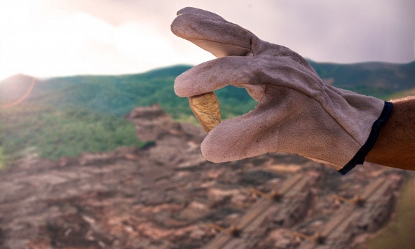 3 cổ phiếu khai thác vàng nên mua ngay bây giờ