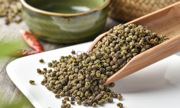 Giá tiêu hôm nay 12/12: Tăng mạnh 1.000 đồng/kg