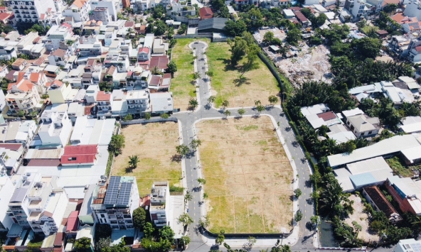 Vẽ tiện ích 'khủng' để bán đất nền biệt thự triệu USD