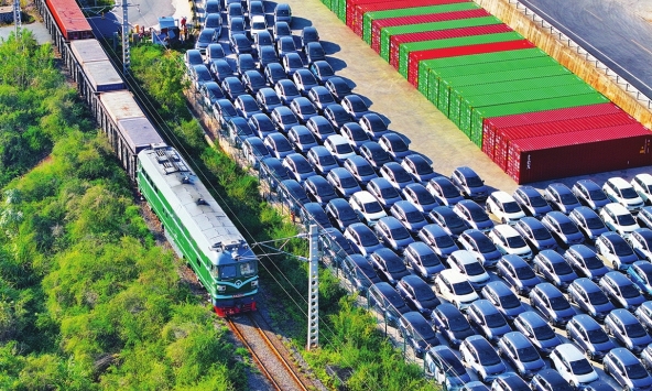 Doanh số bán NEV của Trung Quốc tiếp tục tăng vọt, tạo động lực mới cho tăng trưởng chất lượng cao