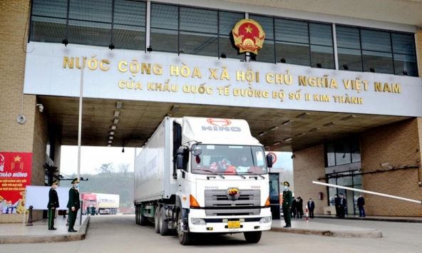 Trung Quốc là thị trường xuất khẩu duy nhất tăng trưởng dương của Việt Nam