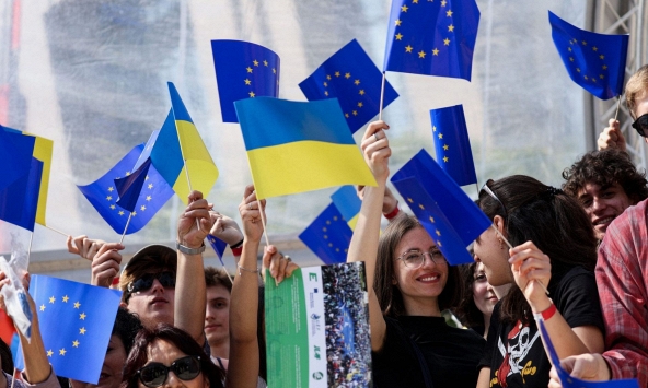 EU đưa ra quyết định lịch sử về Ukraina