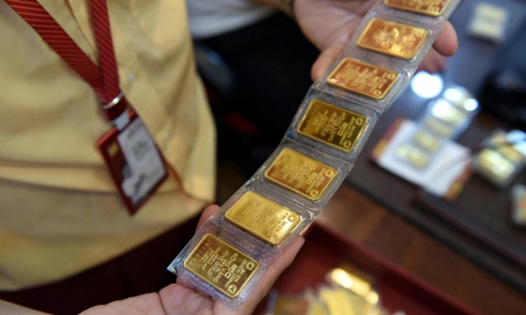 Giá vàng hôm nay 18/12: Ổn định trên 74 triệu đồng/lượng