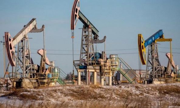 Giá xăng dầu hôm nay 18/12: Dầu thô tiếp tục tăng