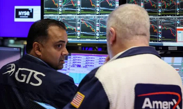 Chứng khoán Mỹ vẫn duy trì đà tăng, Nasdaq nhảy vọt phiên thứ 8 liên tiếp