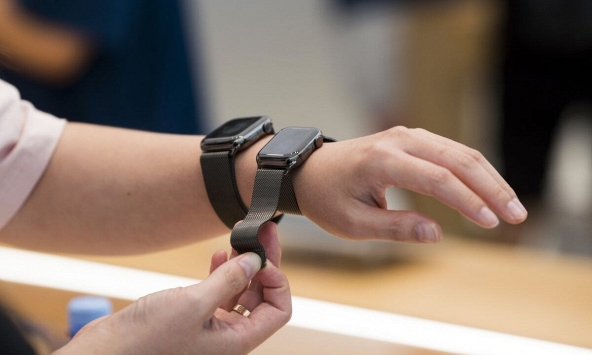 Tại sao Apple tạm ngừng bán các mẫu đồng hồ thông minh mới nhất tại Mỹ?