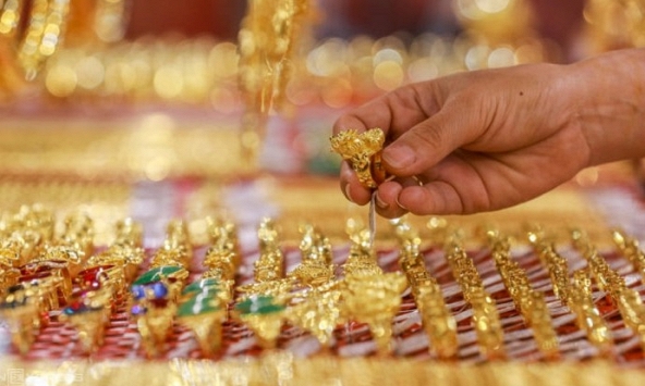 Giá vàng hôm nay 21/12: Tăng vượt xa mốc 75 triệu đồng/lượng
