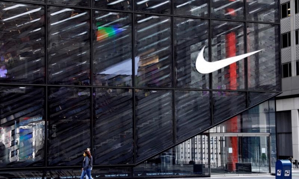 Dự báo kinh doanh khó khăn, Nike lên kế hoạch cắt giảm chi phí