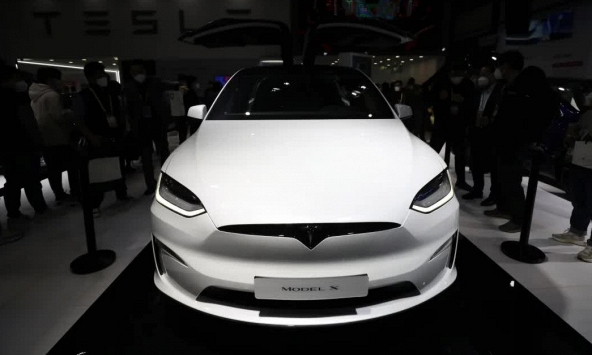 Tesla triệu hồi thêm hơn 120.000 xe điện tại Mỹ vì lỗi an toàn