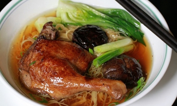 Món ngon mỗi ngày: Cách nấu mì vịt tiềm ăn là ghiền