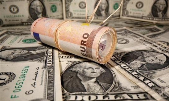 Giá USD hôm nay 25/12: Giảm sâu từ cuối tuần trước