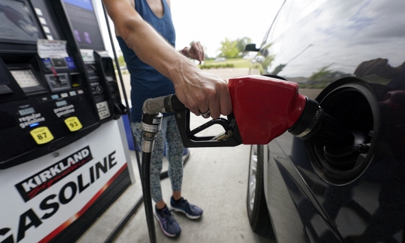 GasBuddy: Giá xăng và dầu diesel sẽ giảm vào năm 2024