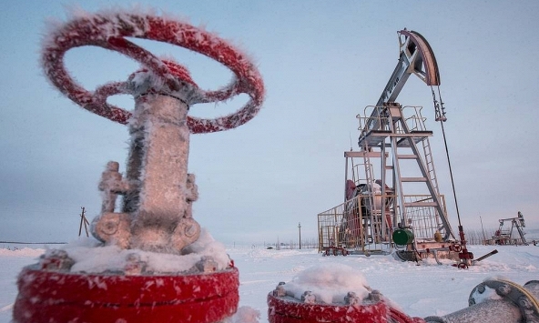 Giá xăng dầu hôm nay 30/12: Tăng nhẹ do OPEC cắt giảm sản lượng