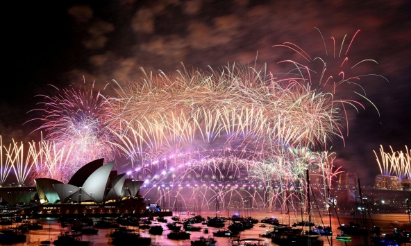 Rung chuông năm 2024 trên khắp thế giới 