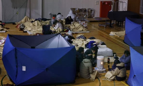 Động đất tại Nhật Bản: Hàng chục nghìn người sơ tán khẩn cấp