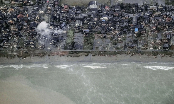 Những hình ảnh mới nhất về trận động đất tại Nhật Bản