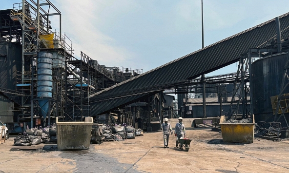 Thứ kim loại khiến các nhà sản xuất xe điện phương Tây đổ xô đến châu Phi xa xôi