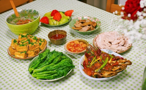 Gợi ý 7 thực đơn mỗi ngày cho bữa cơm ngon gia đình