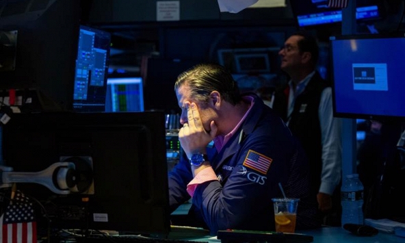 Nasdaq ghi nhận chuỗi giảm điểm dài nhất từ tháng 10/2022