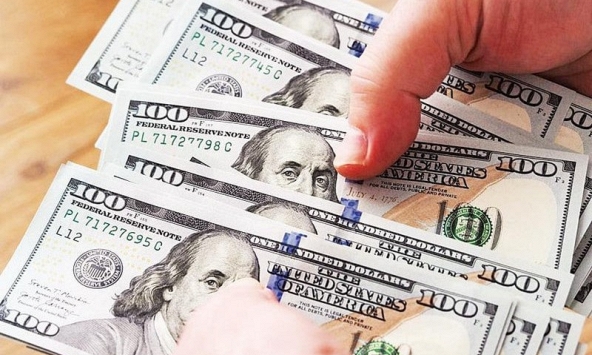 Giá USD hôm nay 5/1: Tăng sau báo cáo kinh tế quan trọng của Mỹ