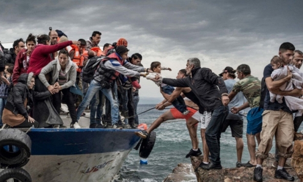 Châu Âu 'gồng mình' hứng chịu 'làn sóng di cư'