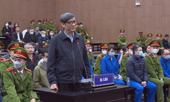 Vụ Việt Á: Cựu Bộ trưởng Y tế Nguyễn Thanh Long bị đề nghị 19-20 năm tù